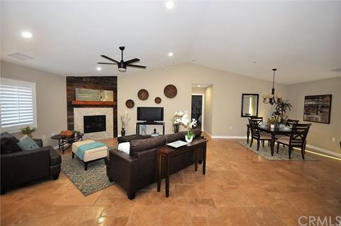 14974 Olive St, Hesperia, CA 92345 photo 2