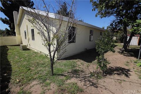565 N Lamarr St, Rialto, CA 92376 photo 32