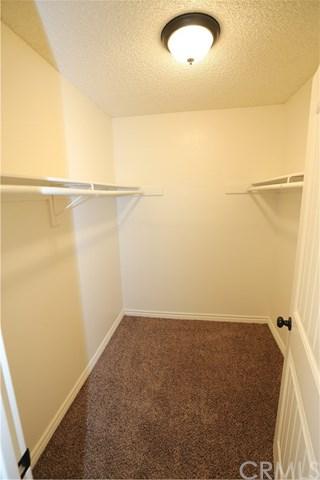 565 N Lamarr St, Rialto, CA 92376 photo 25