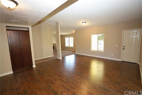 565 N Lamarr St, Rialto, CA 92376 photo 12