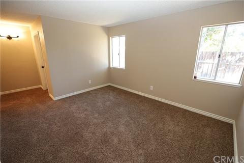 565 N Lamarr St, Rialto, CA 92376 photo 23