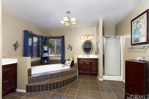 4776 Beverly Ct, Riverside, CA 92506 photo 16