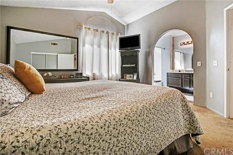 15419 Old Castle Rd, Fontana, CA 92337 photo 14