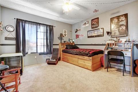 15419 Old Castle Rd, Fontana, CA 92337 photo 18