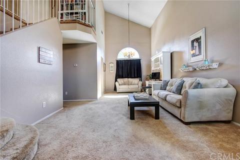 15419 Old Castle Rd, Fontana, CA 92337 photo 4