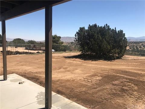 7027 Summit Valley Rd, Hesperia, CA 92345 photo 9