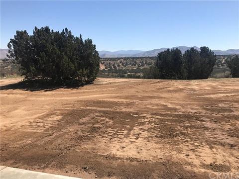 7027 Summit Valley Rd, Hesperia, CA 92345 photo 10