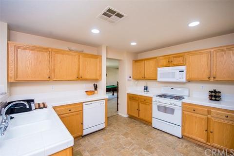 1065 Bunting Way, Perris, CA 92571 photo 17