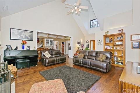 5370 Pacific Crest Dr, Wrightwood, CA 92397 photo 9