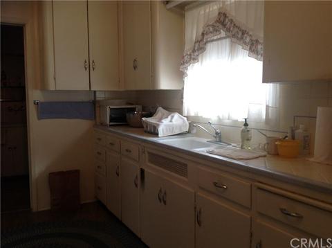 9165 Garfield St, Riverside, CA 92503 photo 5