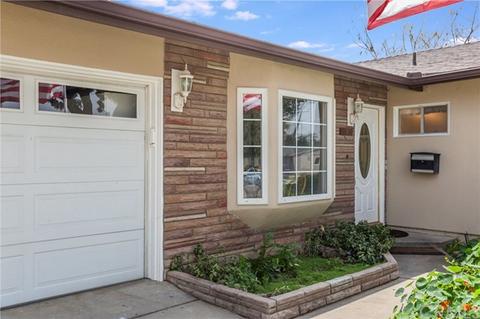 8830 Glencoe Dr, Riverside, CA 92503 photo 4