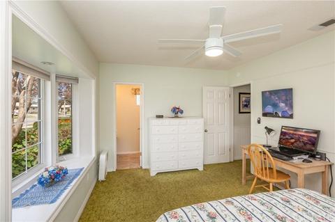 8830 Glencoe Dr, Riverside, CA 92503 photo 9