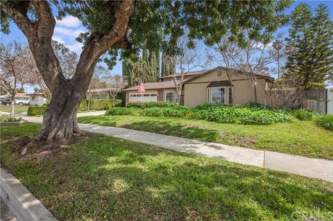 8830 Glencoe Dr, Riverside, CA 92503 photo 3