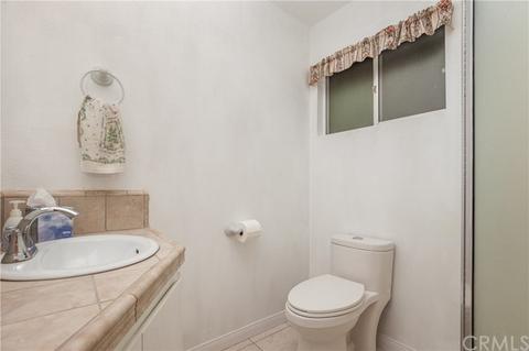 8830 Glencoe Dr, Riverside, CA 92503 photo 26