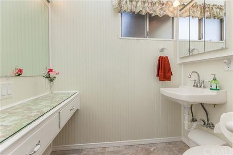 8830 Glencoe Dr, Riverside, CA 92503 photo 13