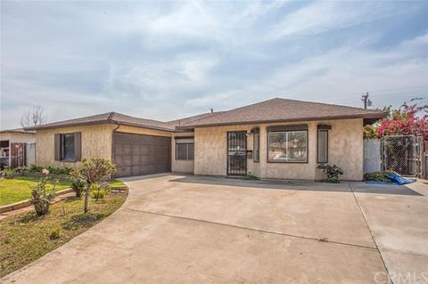 397 W Woodcrest St, Rialto, CA 92376 photo 4