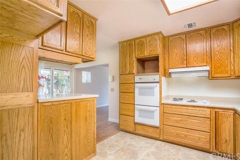 397 W Woodcrest St, Rialto, CA 92376 photo 11