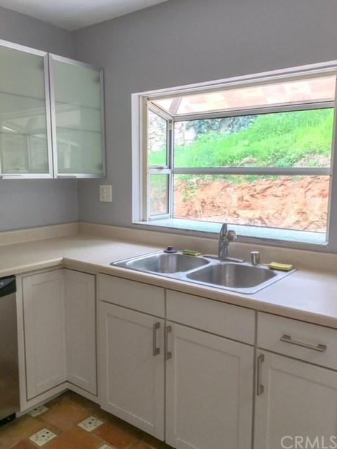 454 Elder St, Fallbrook, CA 92028 photo 9