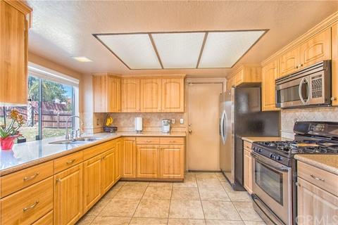 14792 Sequoia Ave, Fontana, CA 92335 photo 7