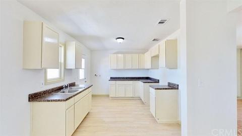 15082 Nokomis Rd, Apple Valley, CA 92307 photo 8