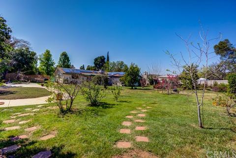 12819 Columbia Ave, Yucaipa, CA 92399 photo 3