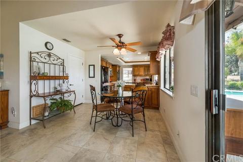17820 Luna Ct, Riverside, CA 92504 photo 13