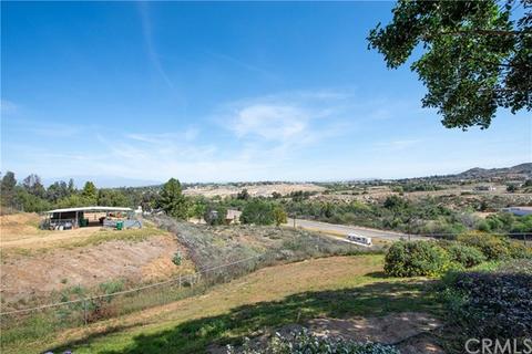 17820 Luna Ct, Riverside, CA 92504 photo 45
