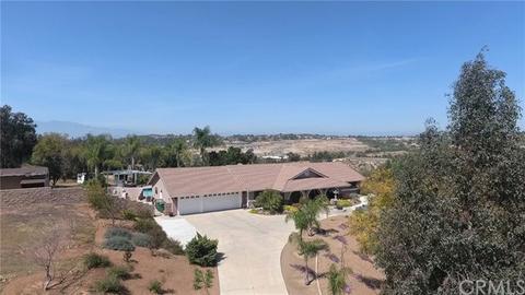 17820 Luna Ct, Riverside, CA 92504 photo 48