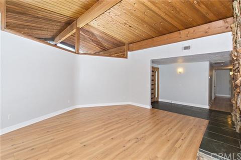 2290 Oak Crest Dr, Riverside, CA 92506 photo 5