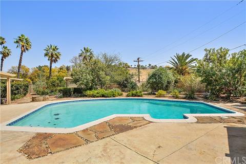 2290 Oak Crest Dr, Riverside, CA 92506 photo 29