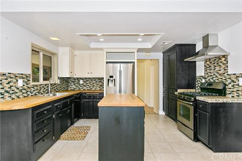2290 Oak Crest Dr, Riverside, CA 92506 photo 9