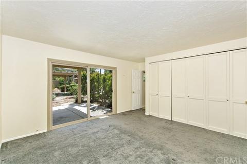 2290 Oak Crest Dr, Riverside, CA 92506 photo 14