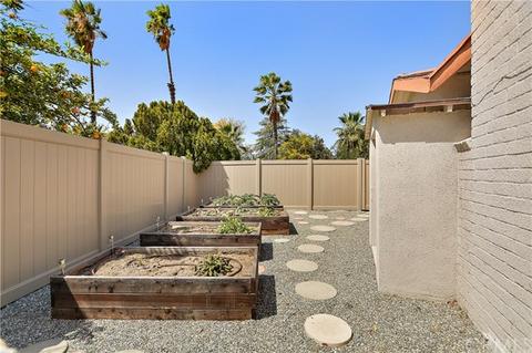 2290 Oak Crest Dr, Riverside, CA 92506 photo 28