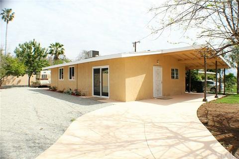 2248 W 3rd St, San Bernardino, CA 92410 photo 4