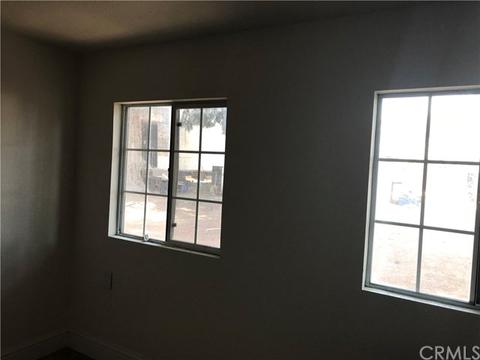 685 W L St, Colton, CA 92324 photo 12