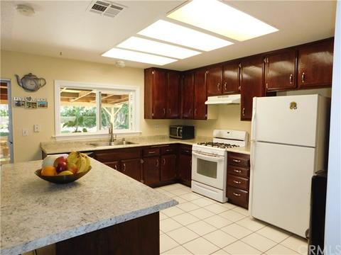 2108 Applegate Dr, Corona, CA 92882 photo 5