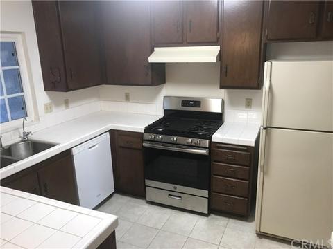 11211 Wayfield Rd, Riverside, CA 92505 photo 2