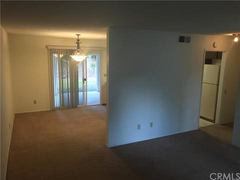11211 Wayfield Rd, Riverside, CA 92505 photo 4