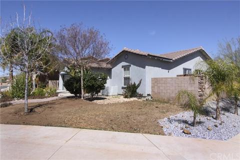 124 Half Dome Way, Perris, CA 92570 photo 3