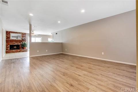 2950 Oleta Ct, Highland, CA 92346 photo 5