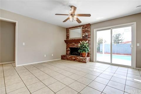 2950 Oleta Ct, Highland, CA 92346 photo 8