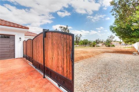15686 Ridgeway Ave, Riverside, CA 92508 photo 57