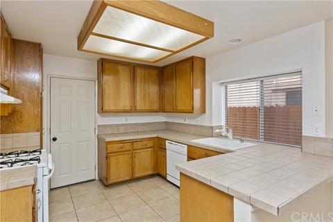 1925 Sandpiper, Perris, CA 92571 photo 13