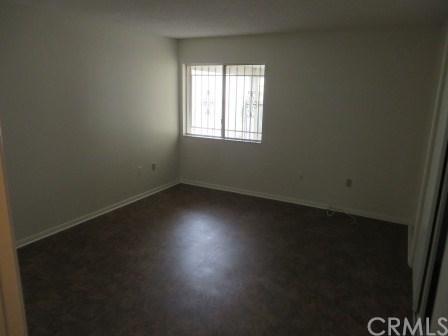 2870 W Devonshire Ave, Hemet, CA 92545 photo 12