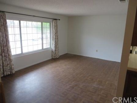 2870 W Devonshire Ave, Hemet, CA 92545 photo 5