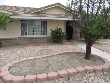 2870 W Devonshire Ave, Hemet, CA 92545 photo 2