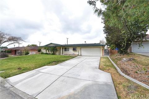 2261 E Foothill Dr, San Bernardino, CA 92404 photo 3
