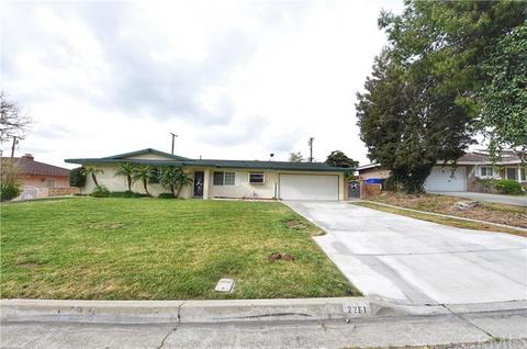 2261 E Foothill Dr, San Bernardino, CA 92404 photo 2