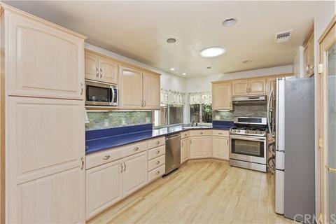 10161 Tanforan Dr, Riverside, CA 92503 photo 11