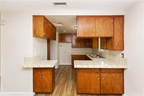 131 Orange Ave, Colton, CA 92324 photo 8